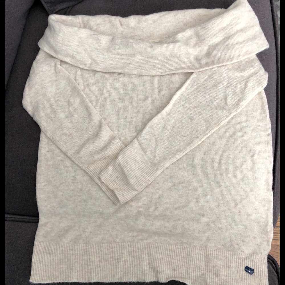 Abercrombie off the shoulder sweater NWT